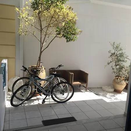 Aparthotel Irida