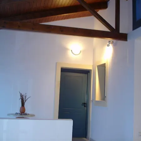 Irida Aparthotel