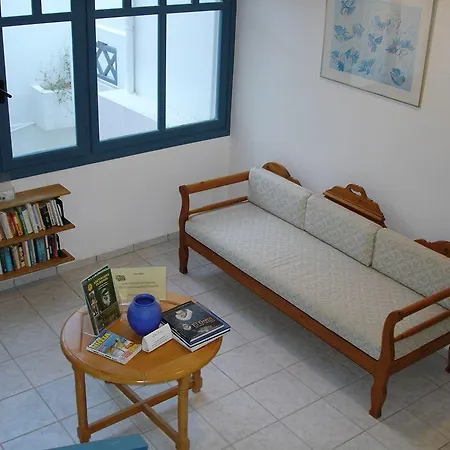 Aparthotel Irida