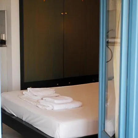 Aparthotel Irida 3*