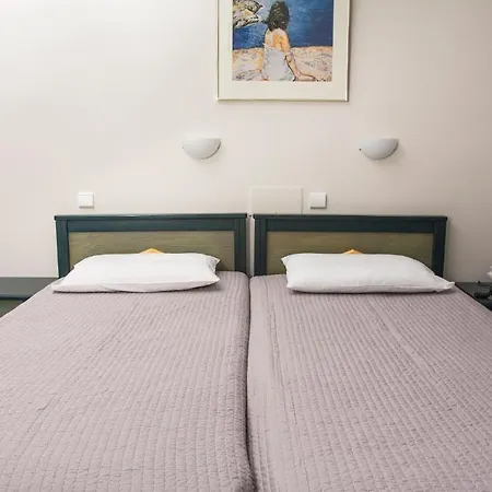 Aparthotel Irida