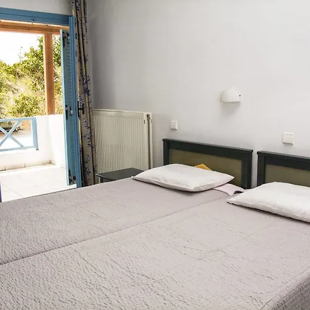 Irida Aparthotel Psari Forada